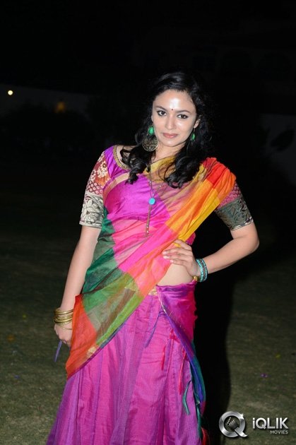 Malavika-Nair-at-Yevade-Subramanyam-Movie-Audio-Launch